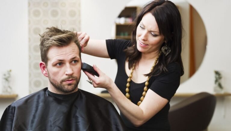 Choosing the Perfect Hair Salon in Roseville: Factors to Consider